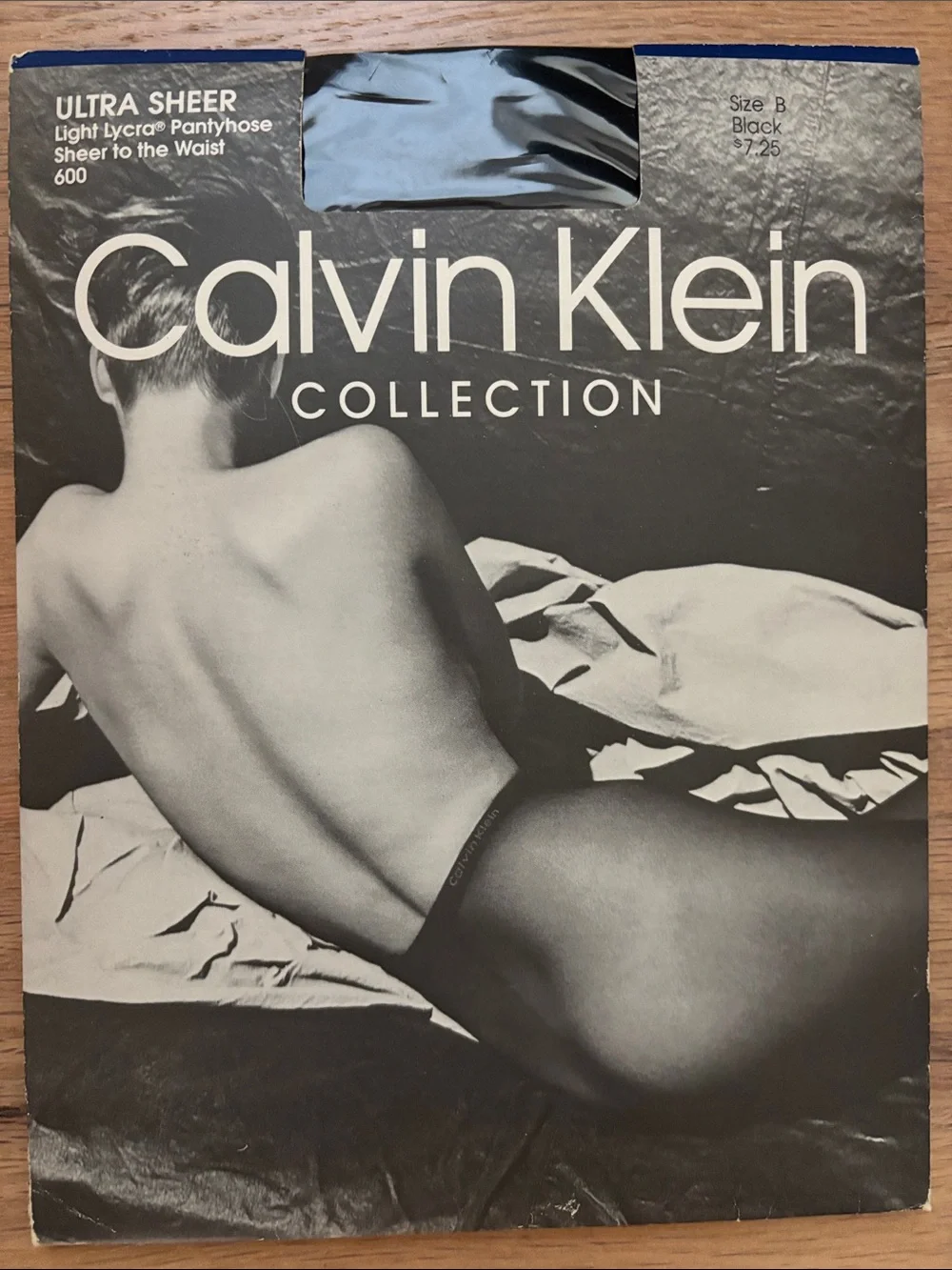 Calvin Klein Ultra Sheer Light Lycra Pantyhose - Black